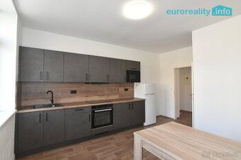 Prodej garsoniery 20 m2, 6.patro s vytahem, dalkove topeni, 