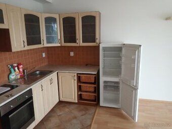 Pronájem bytu 2+kk, 60 m², Bohuňovice (okres Olomouc)
Nabízí