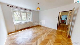 Nabízím k dlouhodobému pronájmu světlý byt 2+1 o velikosti 5