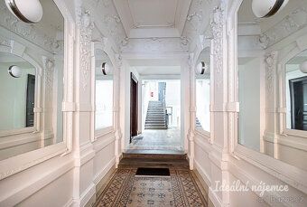 We offer for long-term rent a bright and cozy 1+kk apartment in Prague 1