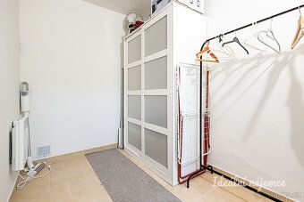 We offer for long-term rent a bright and cozy 1+kk apartment in Prague 1