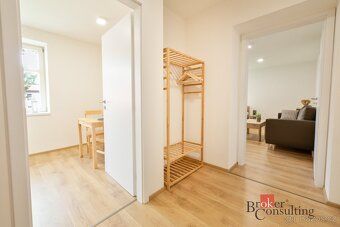 Prodej bytu 1+1Nabízím k prodeji apartmánový byt 1+1 o velik