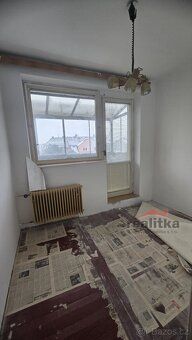 Oferujemy sprzedaż dużego mieszkania 4+1, 93 m² z ogrodem w Opawie