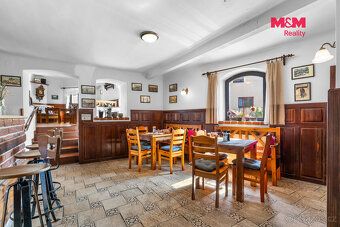 Prodej plně fungující restaurace v centru Lomnice nad Popelk