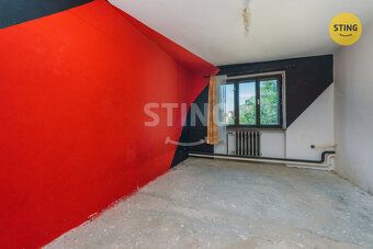 Nabízíme vám prostorný rodinný dům v obci Pohodlí, která se 