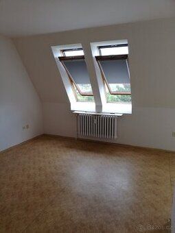 Od 1.9. oferuję do wynajęcia 1+1(38m² + piwnica) w ocieplonym domu