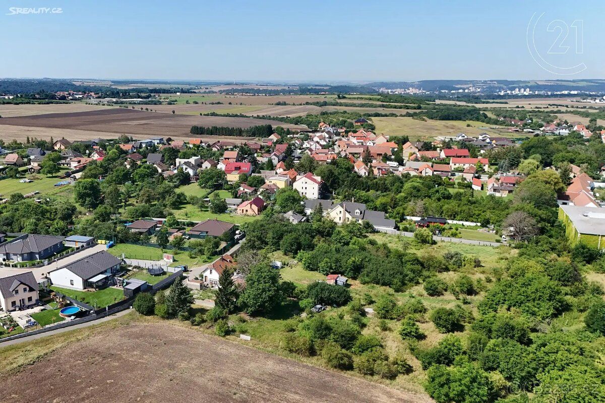 Jsem přímý majitel a nabízím k prodeji stavební pozemek o ve