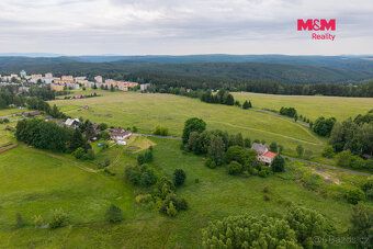 Nabízíme k prodeji stavební pozemek o výměře 2 109 m² v klid