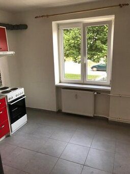 Dobry den,
pronajmu od 1.8. hezky, moderni byt 1kk cca 34 m2