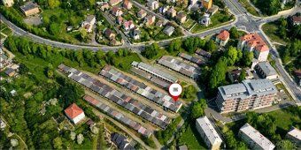 Pronajmu řadovou garáž o výměře 20 m² v žádané lokalitě Král