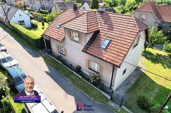 Prodám rodinný dům 5 + 1 se zahradou v obci Podluhy, který j