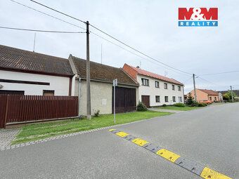 Hledáte klidné místo pro stavbu rodinného domu? Nabízíme k p