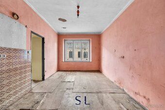 Ев.ч. 01707 Пропонуємо до продажу односімейний будинок у спокійній частині селища