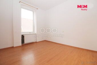 Nabízíme k pronájmu krásný, slunný byt 2+1 o užitné ploše 55