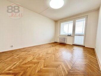 Nájom bytu 2+KK, ul. Pražská 394, Kláštor nad Ohří. Bytový