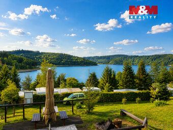 Nabízíme k prodeji stavební pozemek o výměře 1 317 m² v atra