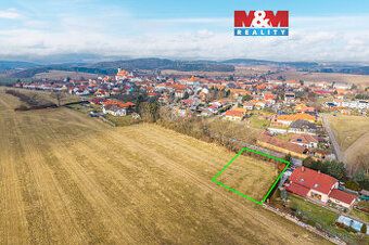 Nabízíme k prodeji stavební pozemek o výměře 1 317 m² v atra