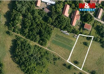 Nabízíme k prodeji stavební pozemek o výměře 1 317 m² v atra