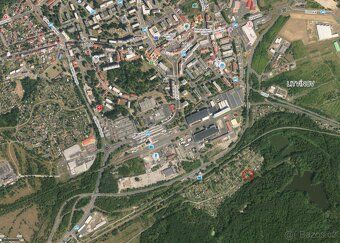 Nabízíme k prodeji zahradu o ploše 412 m2 s chatkou o užitné