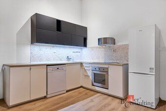 Prodej bytu 4KK o velikosti 76 m² na ulici Cejl v BrněNabízí