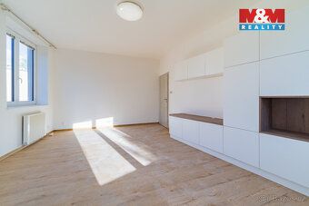 Nabízíme k pronájmu útulný byt 2+1 o užitné ploše 50 m2, kte
