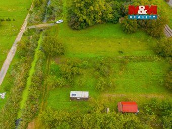 We offer an orchard for sale measuring 707 m², located in a