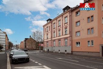 Ми пропонуємо на продаж просторий апартамент 3+1 в