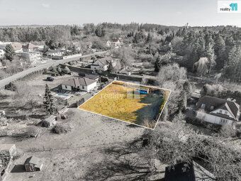 , Nabízíme k prodeji stavební pozemek o rozloze 1151 m², kte