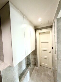 Ев.ч. N09458 В эксклюзивном представительстве владельца