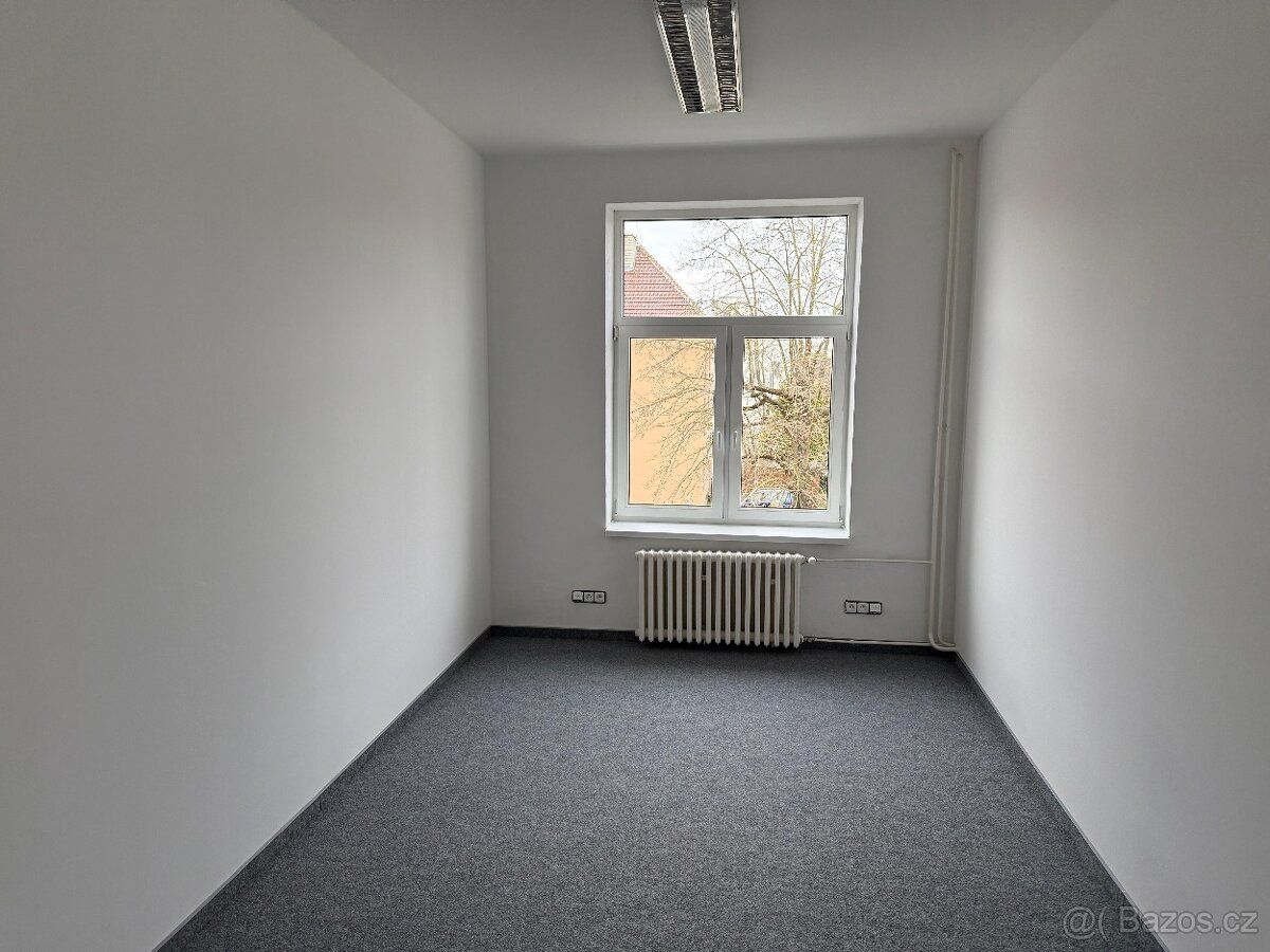 Pronájem kancelářské prostory 2NP, centrum Vyškova Nabízíme 
