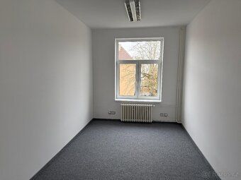 Pronájem kancelářské prostory 2NP, centrum Vyškova Nabízíme 