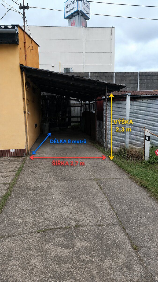 Rent parking space in enclosed area in Uherské Brod