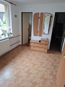 Wynajmę dom 2+1 o powierzchni 80 m² z garażem i stodołą