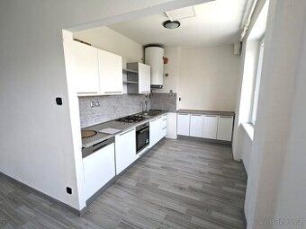 Ponukujem na prenájom čiastočne zariadený byt s dispozíciou