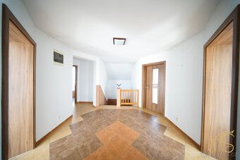 Hledáte velký dům pro svou rodinu, nebo podnikání? A co akce