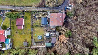 We offer for sale a partially renovated two-generation