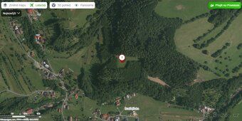 - Large land with beautiful views, meadowland, glamping