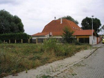 Oferuję na sprzedaż BUDOWLANĄ DZIAŁKĘ o powierzchni 540 m2