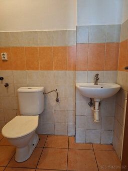 I am renting out accommodation for one person in Uničov