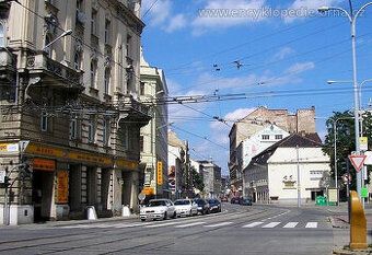 Wymienię państwowy ceglany apartament, 2+1, przy końcu