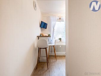 I am offering a 3+1 apartment unit for rent with a balcony