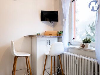 I am offering a 3+1 apartment unit for rent with a balcony