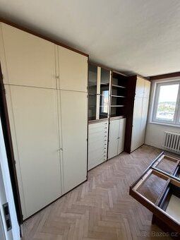 Sprzedam rodzinną kryptę grobową o powierzchni 12 m² (3 x 4