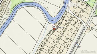 The land has a total area of 194 m2 and is located in the