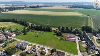 Nabízíme k prodeji pozemek o celkové výměře 1110 m2 v klidné