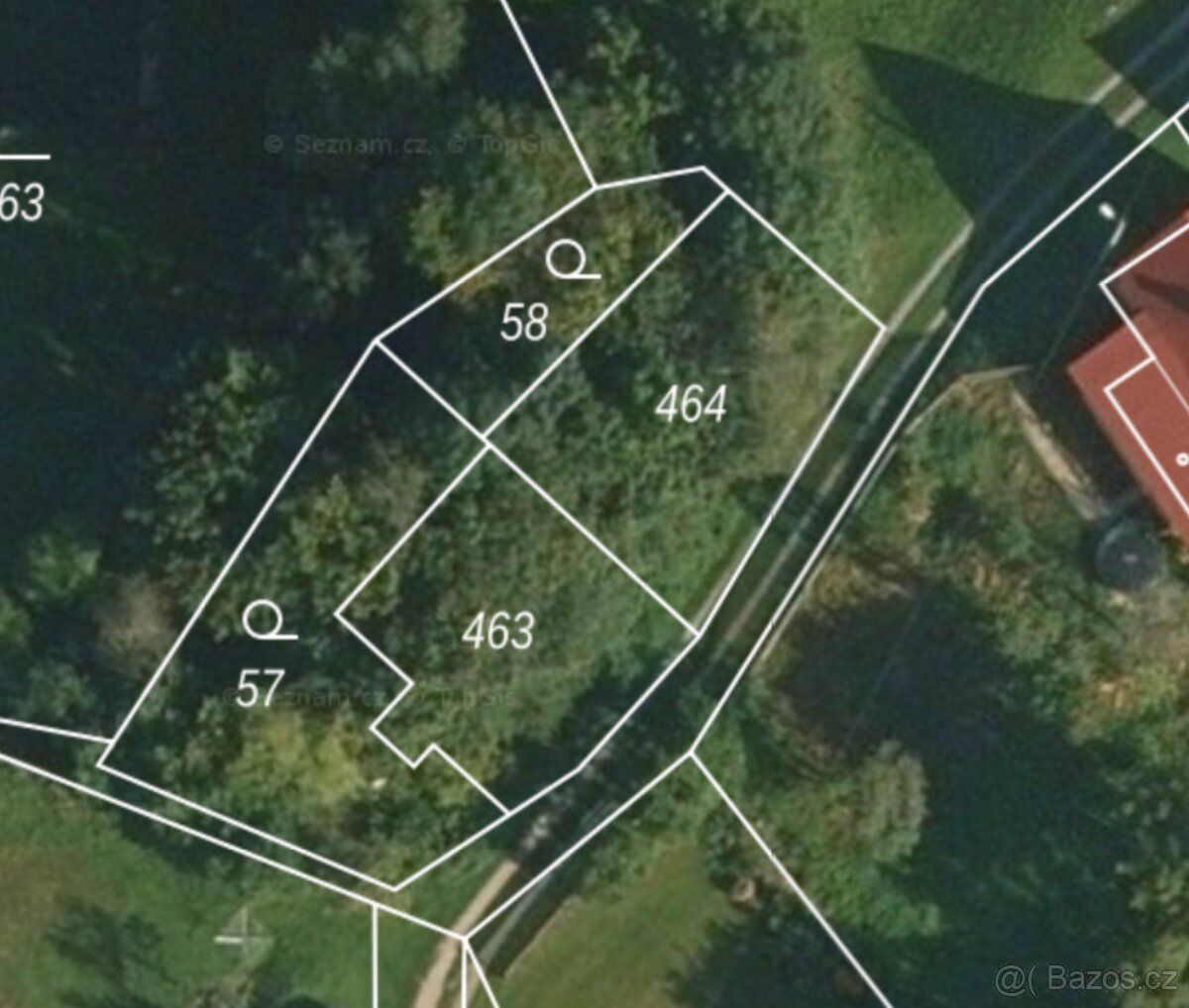 Оселище Хартінково | 554 м² | недалеко від замку Бузов
