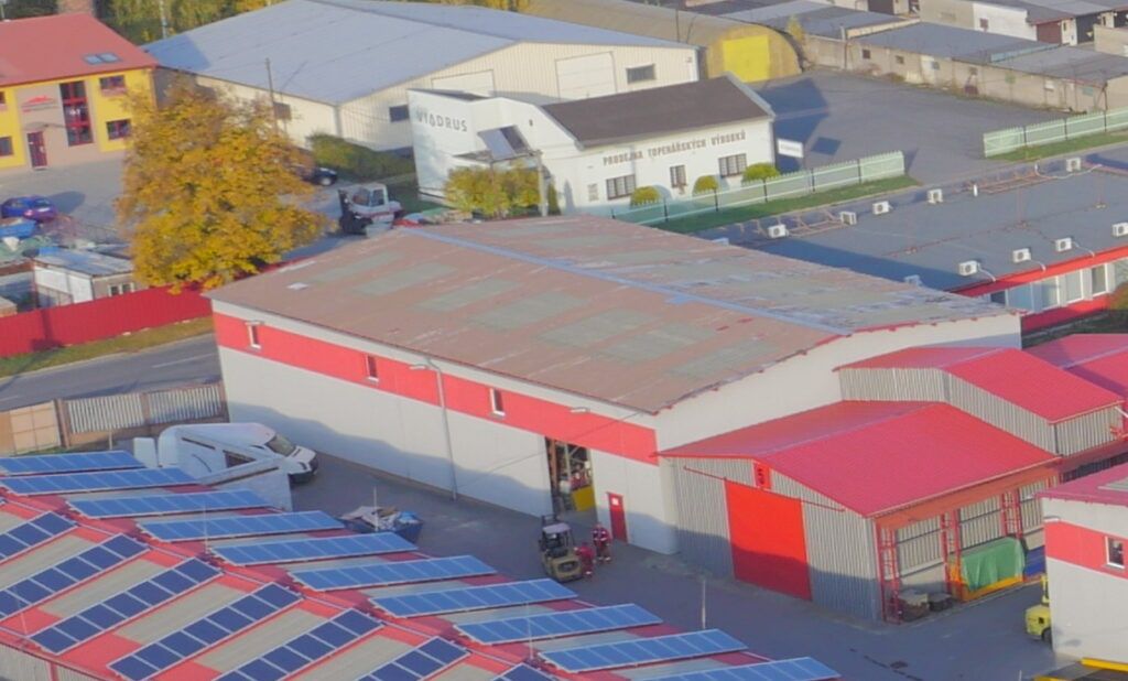 Tímto Vám nabízíme k pronájmu volný prostor o rozloze 570 m²