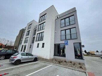 Oferujemy piękny słoneczny apartament 2+1 z balkonem na 3