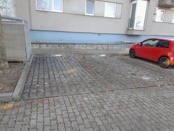 For rent parking space Prague 9 Střížkov Prosek