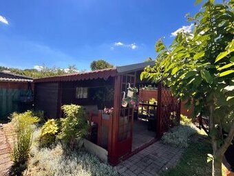 Sale of garden, 394 m², private ownership, near Three Oaks